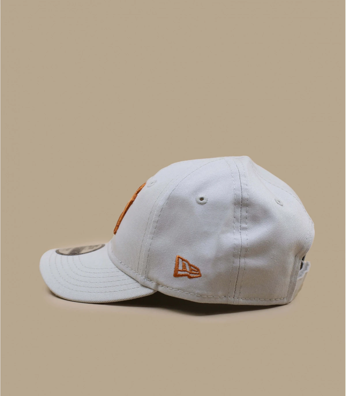 NEW ERA Casquette Baby League Ess 940 NY Stone Toffee 3 NEW ERA Casquette Baby League Ess 940 NY Stone Toffee – Image 3