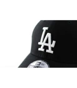NEW ERA Casquette LA 3930 Black White -New Era casquette la 3930 black whiteCasquette20LA20visiere20courbee20noi
