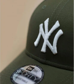 NEW ERA Casquette League Ess 9forty NY Olive -New Era casquette league ess 9forty ny olivecasquette20NY20vert