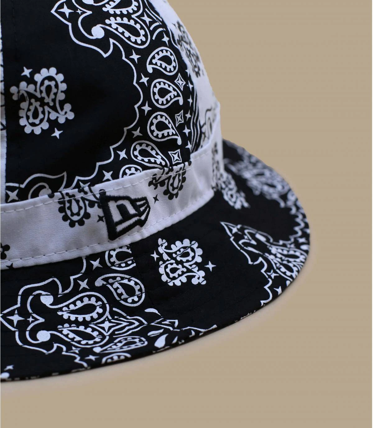 NEW ERA Explorer Bucket Paisley Black 3 NEW ERA Explorer Bucket Paisley Black – Image 3