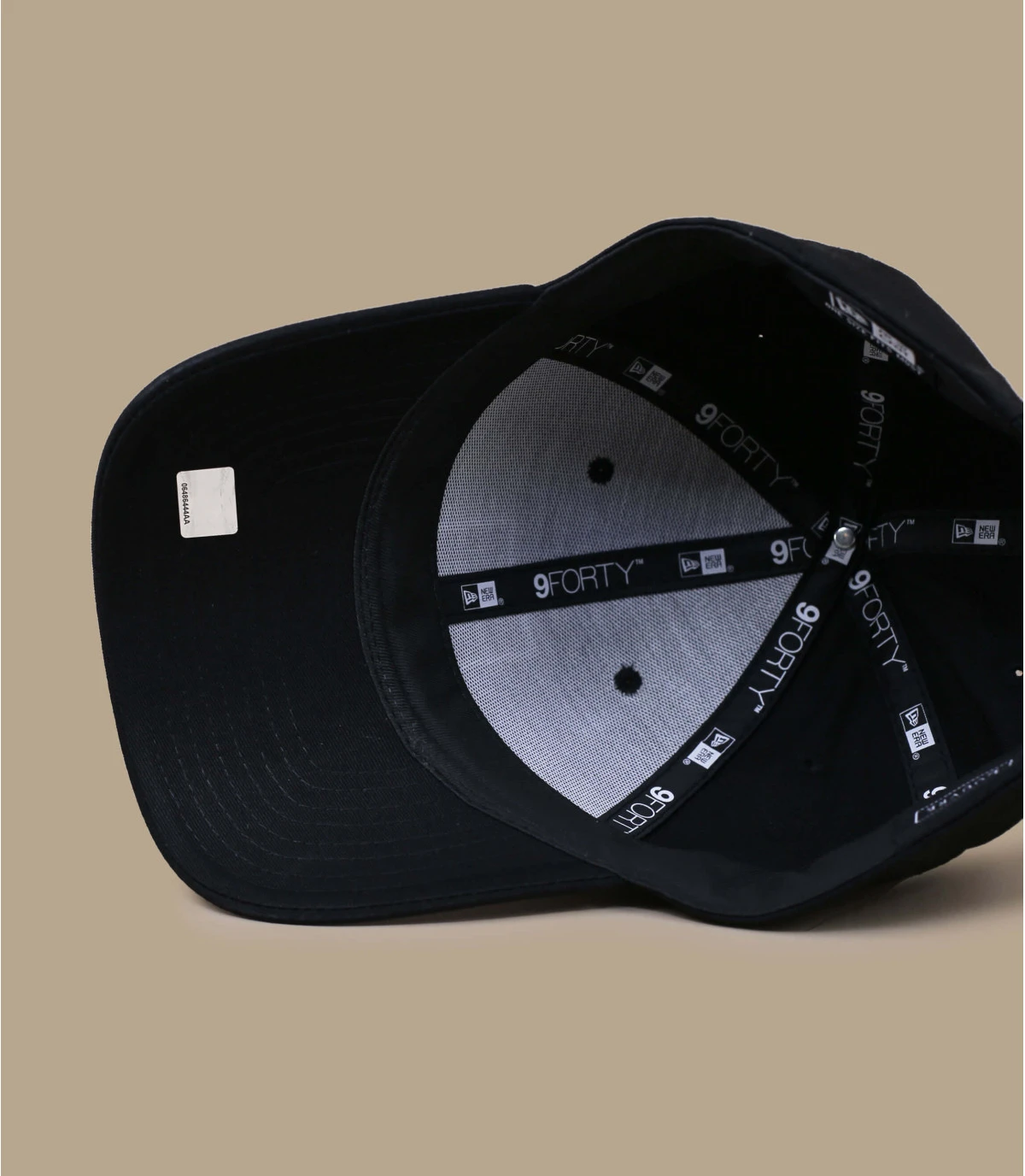 NEW ERA Le Louvre Patch Le Printemps 6 NEW ERA Le Louvre Patch Le Printemps – Image 6