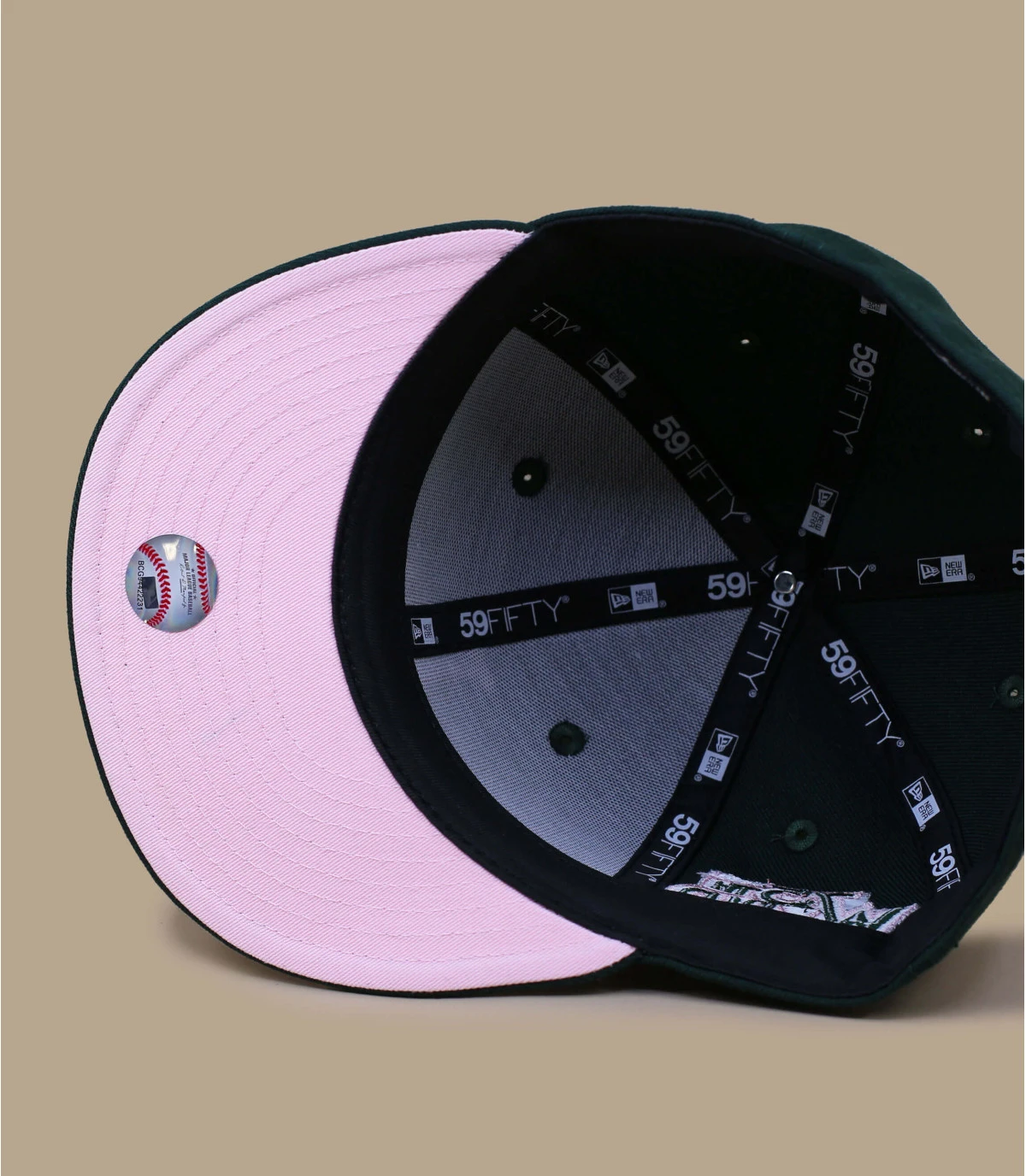 NEW ERA Side Patch 5950 LA Green & Pink 6 NEW ERA Side Patch 5950 LA Green & Pink – Image 6