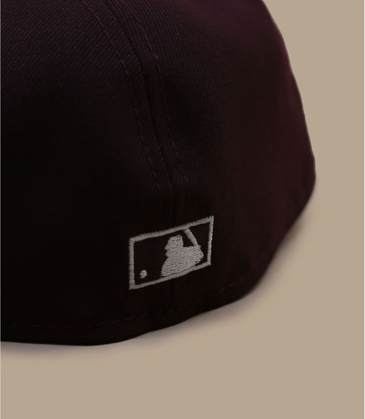 NEW ERA Side Patch 59Fifty Boston Red Sox Marron Black 6 NEW ERA Side Patch 59Fifty Boston Red Sox Marron Black – Image 6