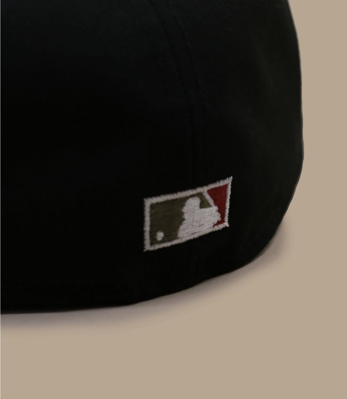 NEW ERA Side Patch 59Fifty Toronto Blue Jays Black New Olive 5 NEW ERA Side Patch 59Fifty Toronto Blue Jays Black New Olive – Image 5