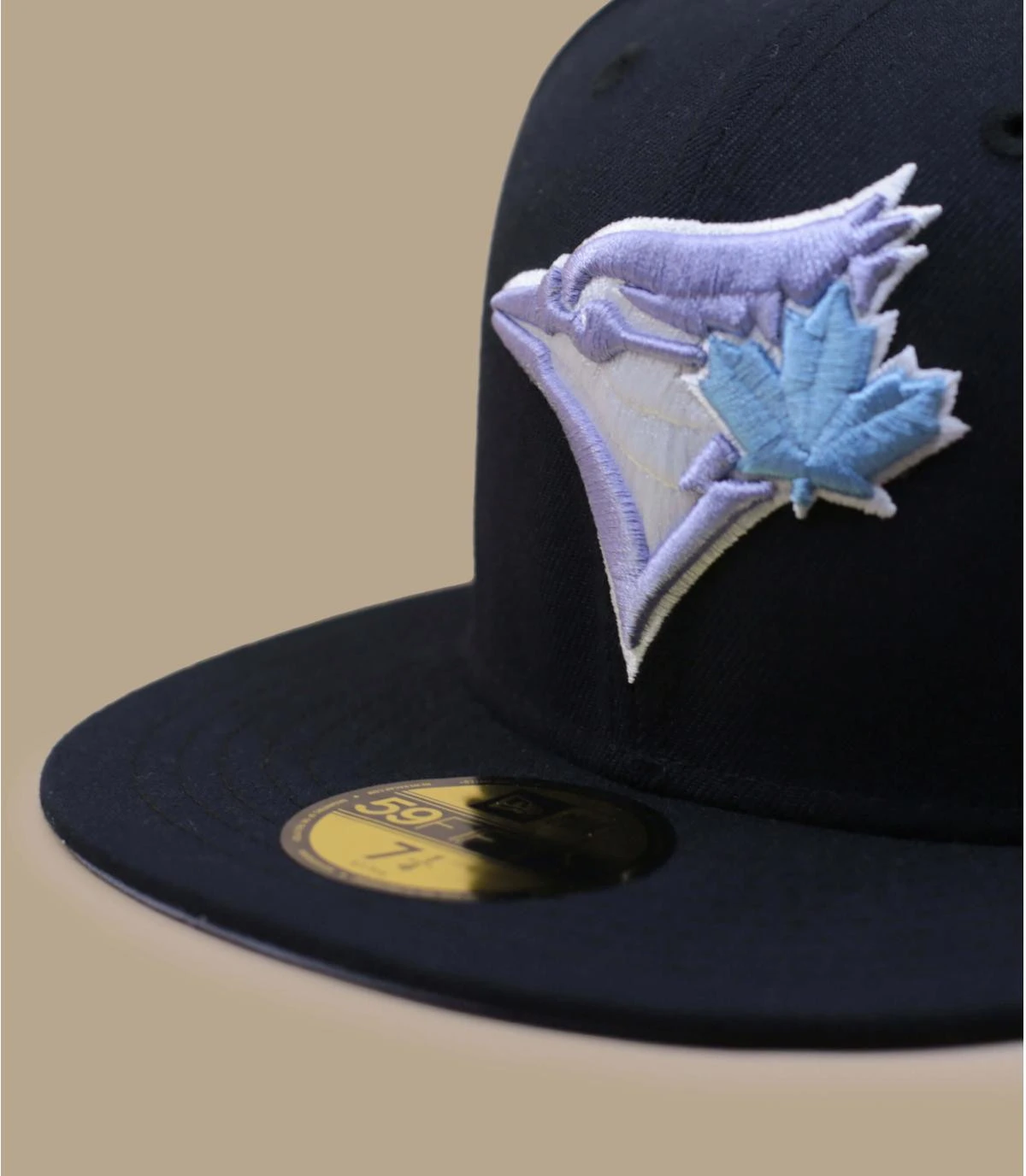 NEW ERA Side Patch 59Fifty Toronto Blue Jays Navy Lavender 2 NEW ERA Side Patch 59Fifty Toronto Blue Jays Navy Lavender – Image 2