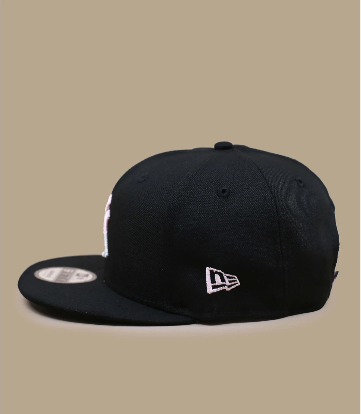 NEW ERA Team Drip 950 NY Black 4 NEW ERA Team Drip 950 NY Black – Image 4