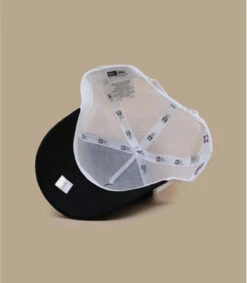 NEW ERA Trucker Seasonal Infill Bulls Black -New Era trucker seasonal infill bulls black 5